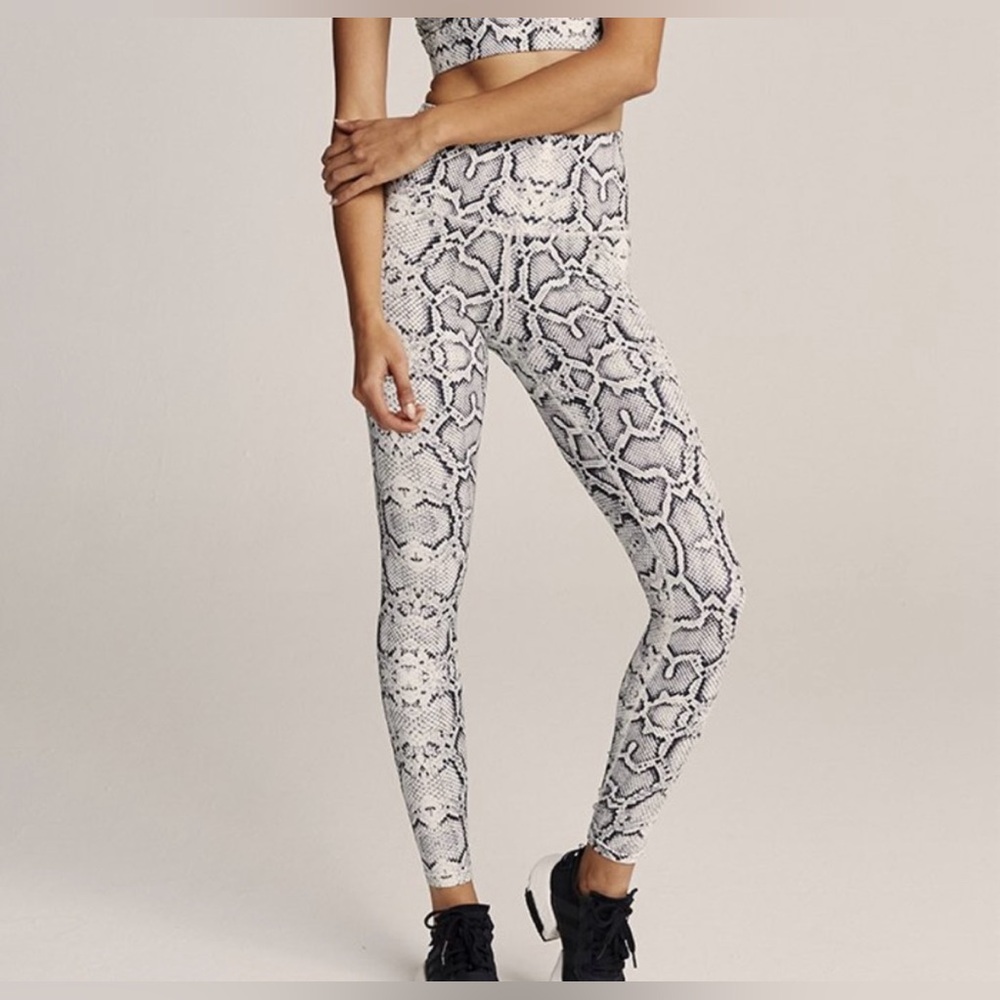 Varley Duncan High Rise 7/8 Legging Ivory Cobra NWOT